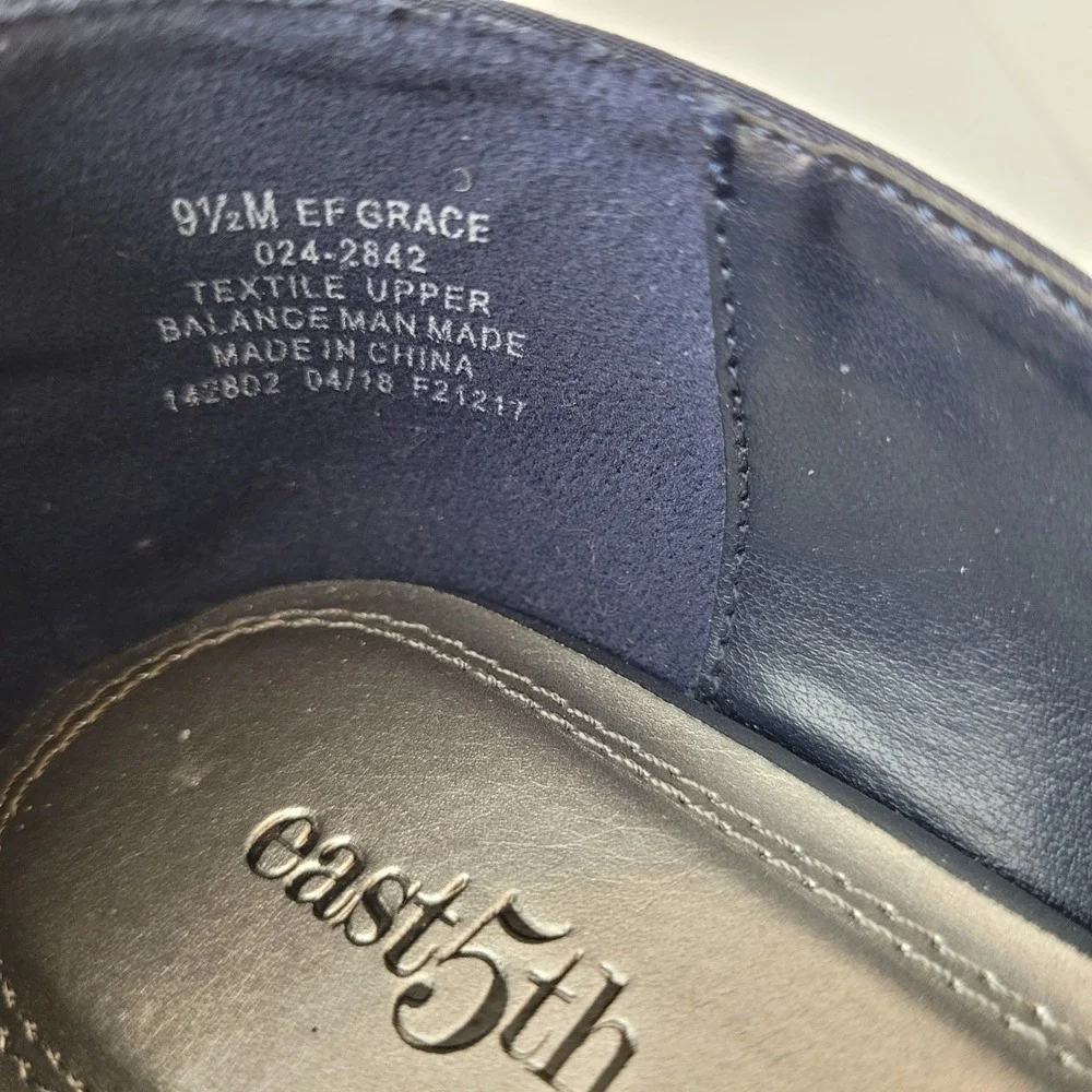 East‎ 5th Grace Wedge 024-2842 Navy Blue Strappy Peep Toe Low Heel Sandals 9.5M